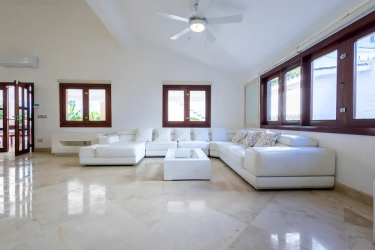 Beachfront 7BR Villa With Pool Maid Los Corales