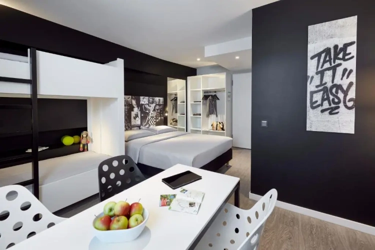 1 Bedroom Standard Quadruple room