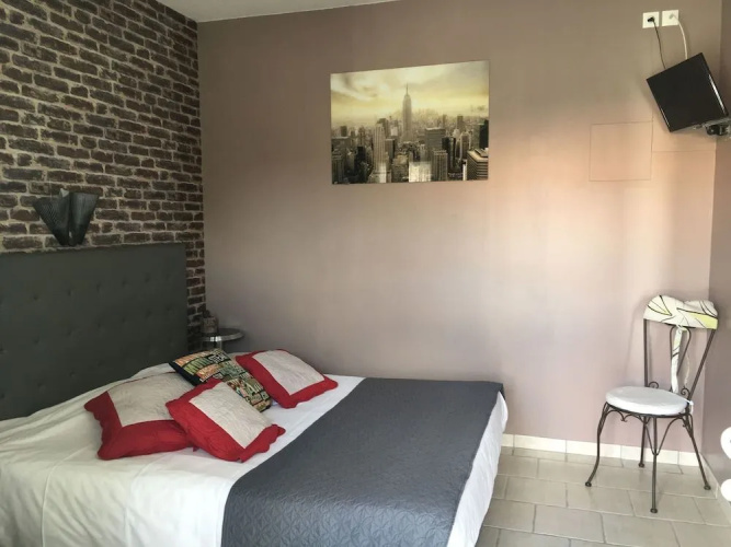 Hotel LX