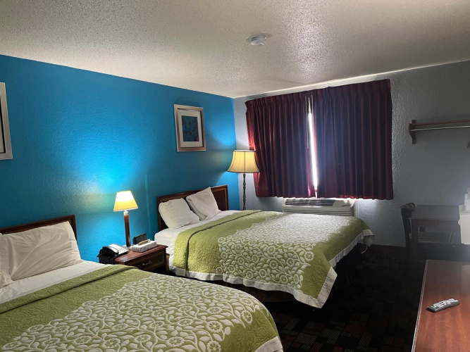 Rodeway Inn Whitehall