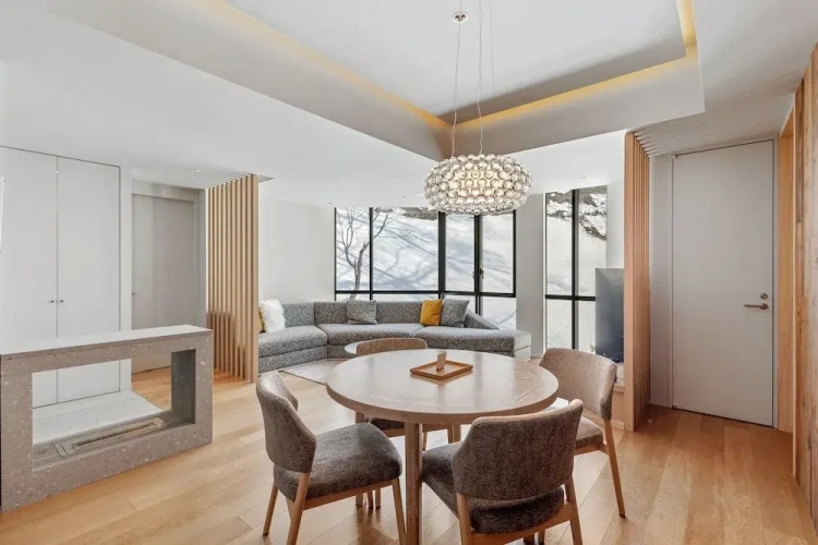 2 Bedrooms Luxury Apartment