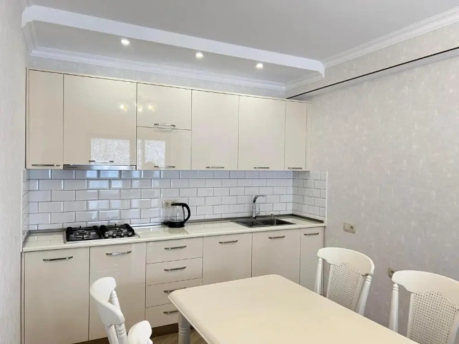 2 Bedrooms Villa