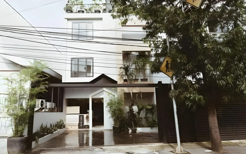 W Home Benhil