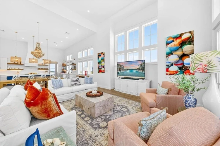 4 Bedrooms Cottage