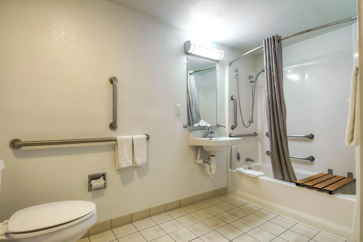 Motel 6 Carlsbad East photo 21