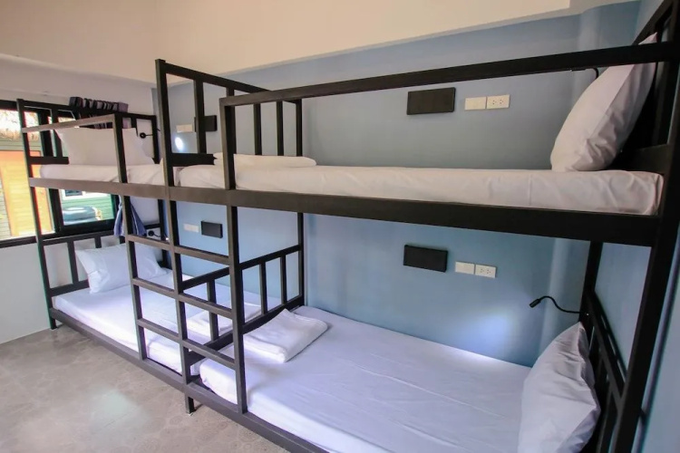Bandon Beach Bar & Hostel - Adults Only