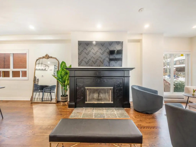 Designer 3Br & 2WR Townhouse