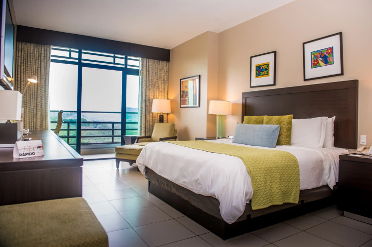 Summit Rainforest & Golf Resort