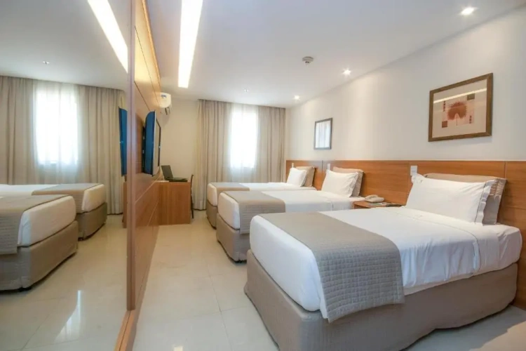 Standard Triple room
