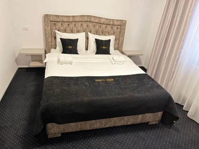 Deluxe Family Suite
