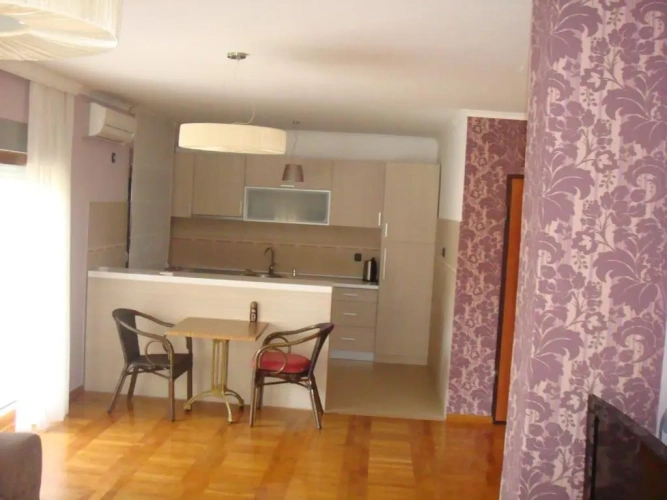 2 Bedrooms Apartment with balcony
