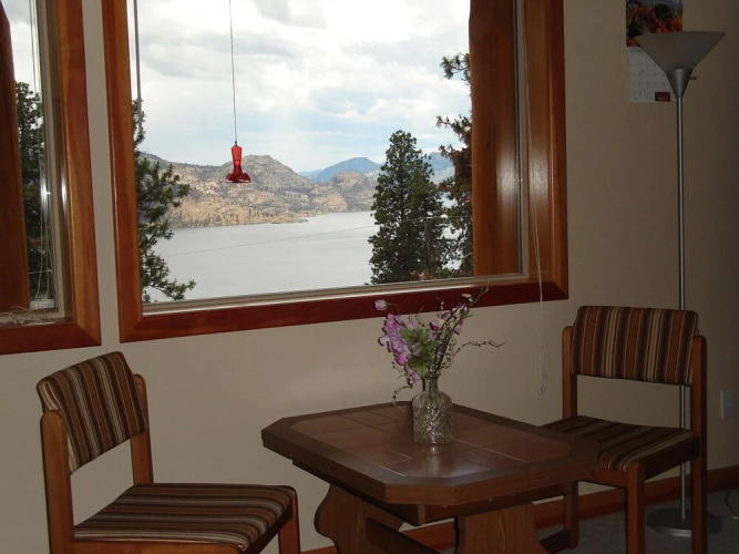 Pinewood Guesthouse