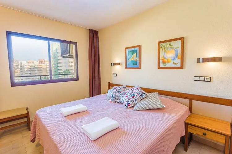 ☆Beachfront 1br Ronda 4 - Ac/Wifi/Pool