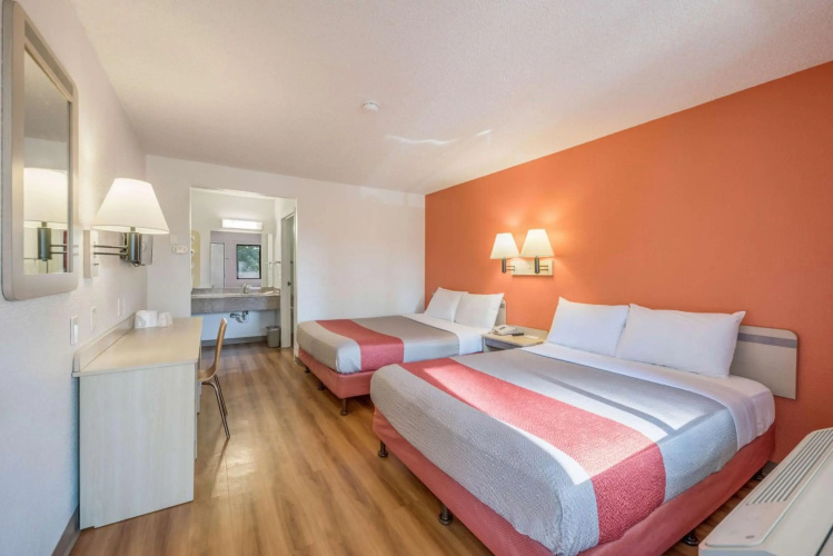 Motel 6 Fairfield, CA - North