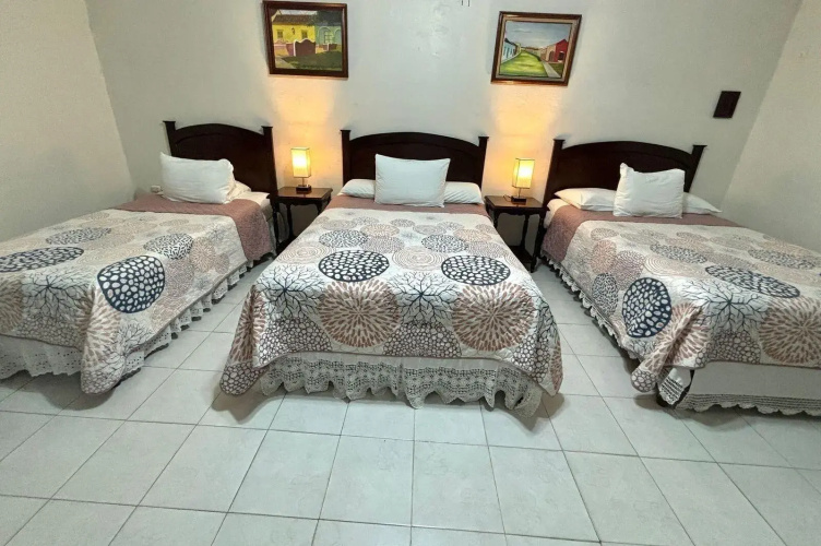 Hotel Casa Blanca