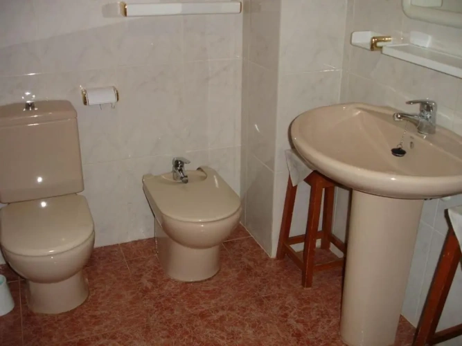 3 Bedrooms Apartment