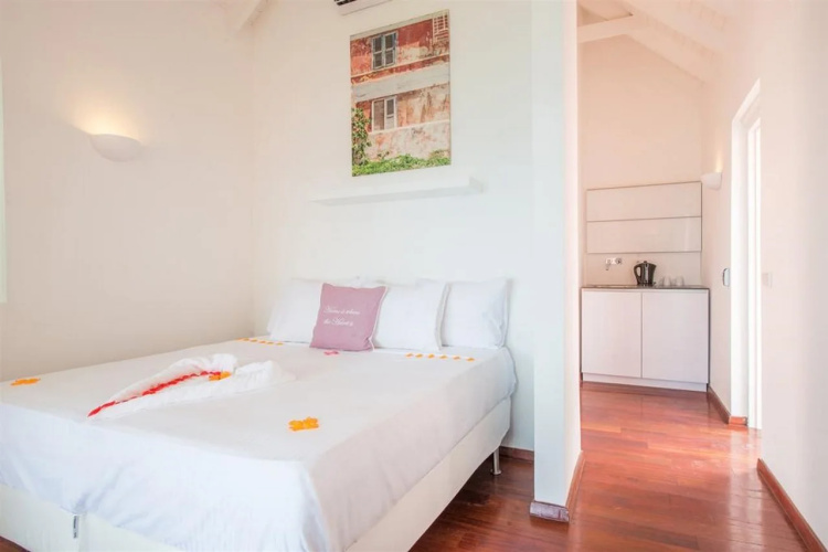 Scuba Lodge & Ocean Suites