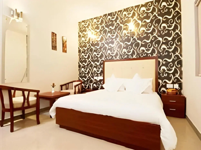 Hotel Deviram Palace
