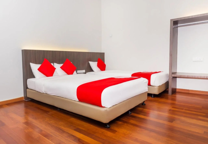 OYO 663 Trevor Hotel