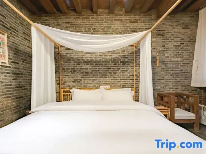 Standard Double room with garden view