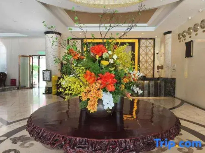 Red House Joy Hotel
