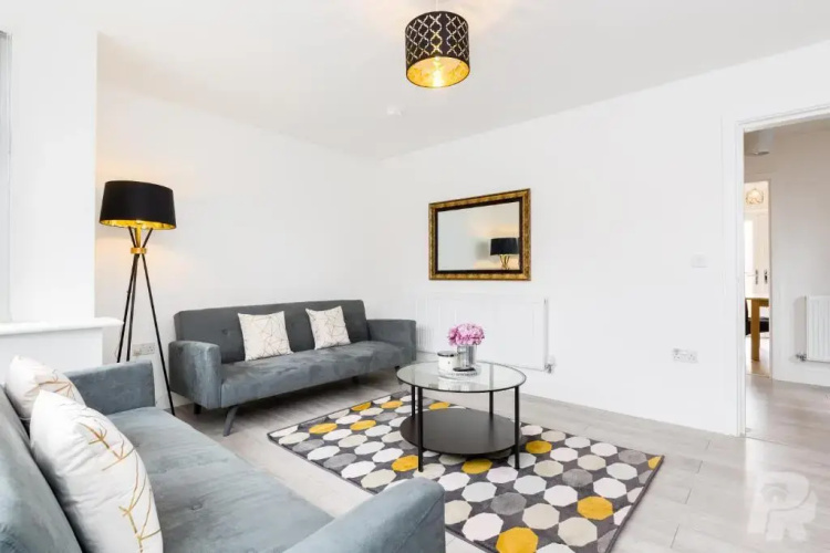 Birmingham Estate - Contractor & Group Accommodation - Secure Parking