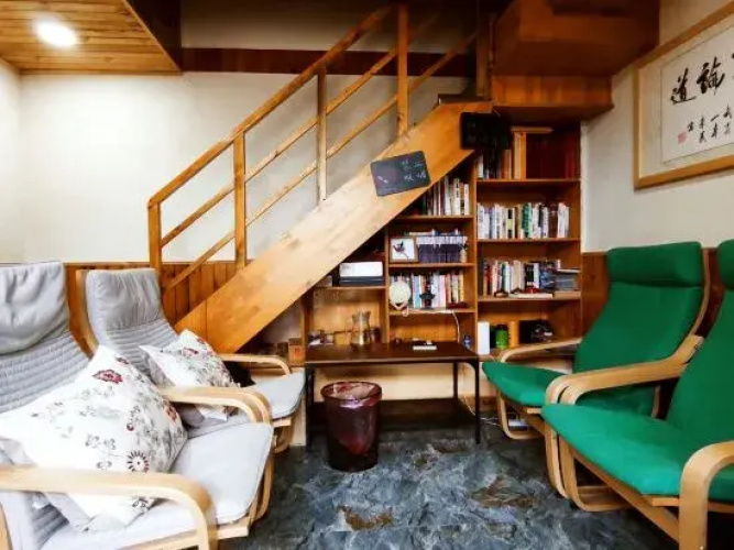 Benlight Minsuku Guesthouse