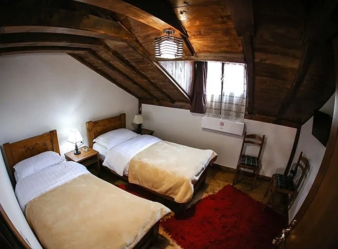 Classic Twin room