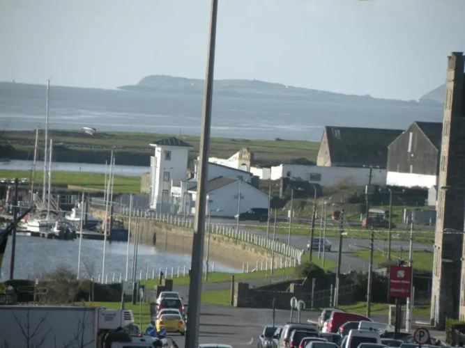 Buggle's Pub and Accommodation