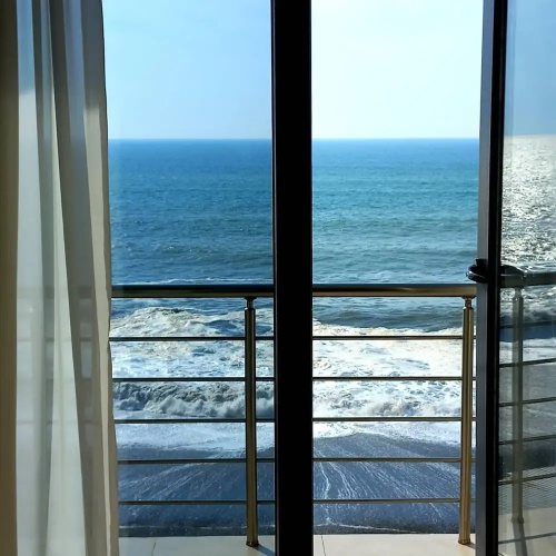 Iveri Beach