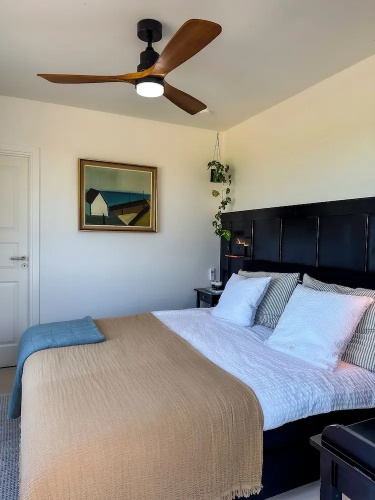 Seaside Retreat & Hotel