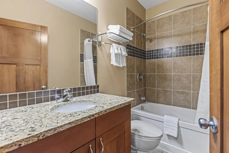 Deluxe Double Suite