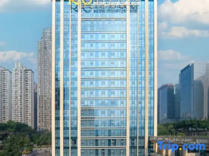 Rig Holiday International Hotel
