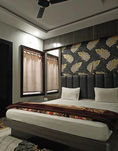 Shree Radhe Palace