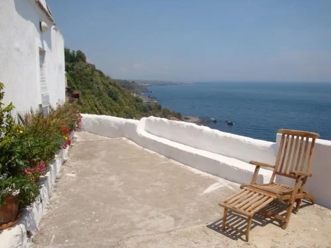 1 Bedroom Superior Apartment with balcony and with sea view