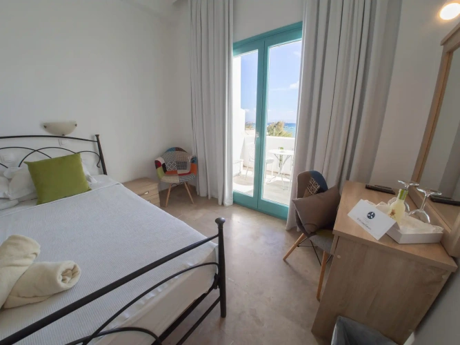 Standard Double room with sea view