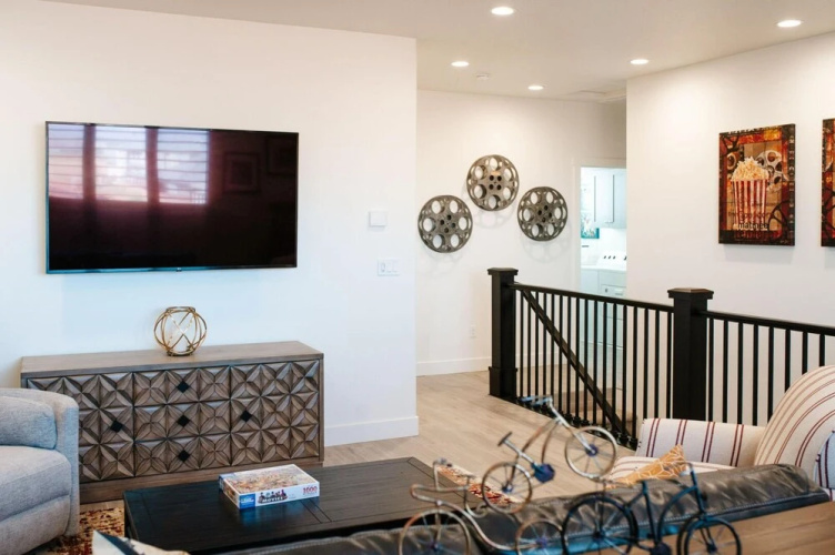 The Show House by Freedom Vacation Rentals