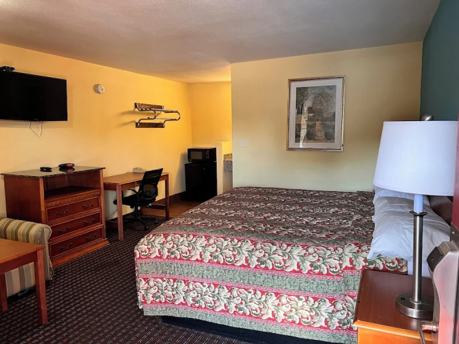 Economy Inn Express