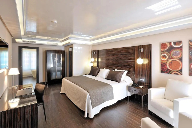 Aleysa Playa Aparthotel