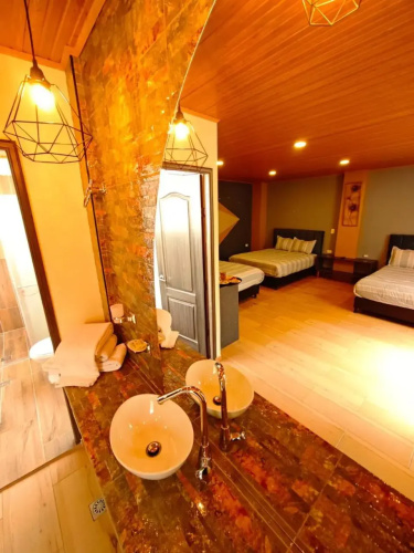 Vymar Hotel