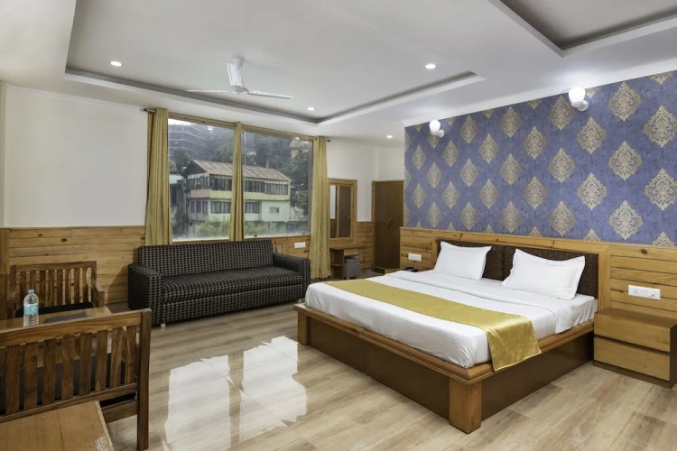 Royal room
