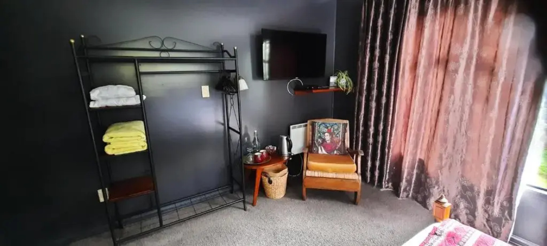 Waitapu Springs B&B