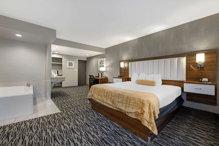 Double Suite