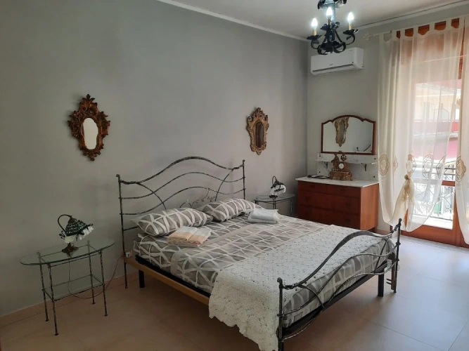Standard room with balcony and with city view
