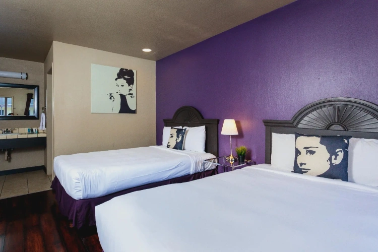 Deluxe Quadruple room