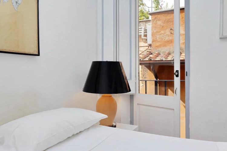 Spanish Steps Lovely Apartment