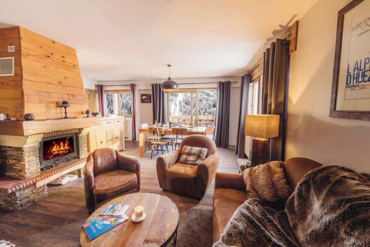 2 Bedrooms Deluxe Apartment with balcony and with mountain view