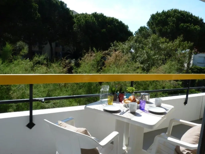 Studio with park view