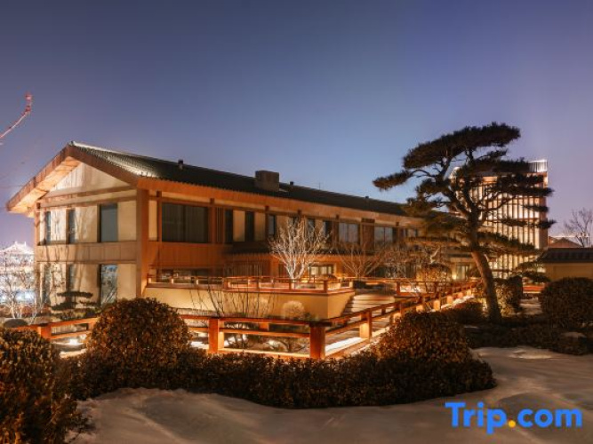 Yunmu Hot Spring Resort