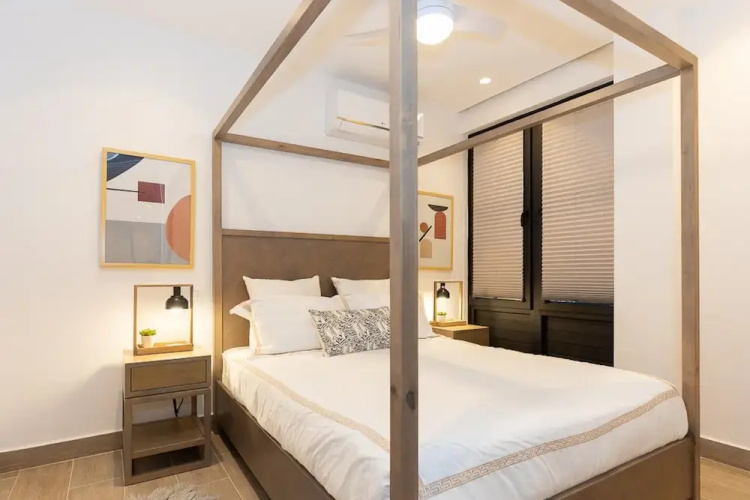 The Elegant Condo by Acomodo